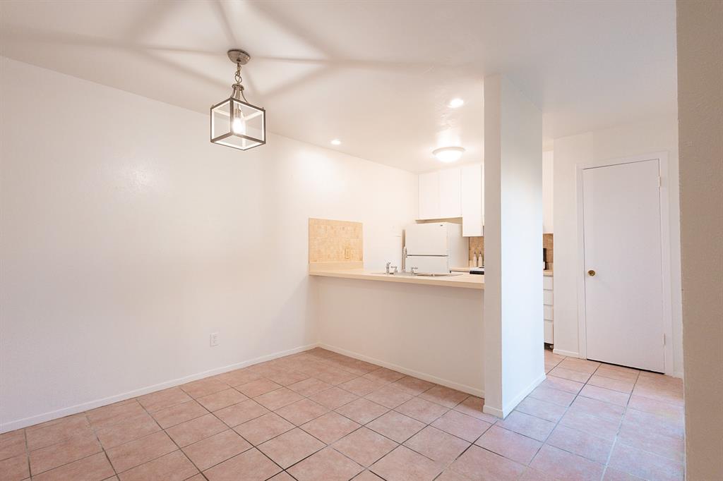 Woodhaven Condo - Residential