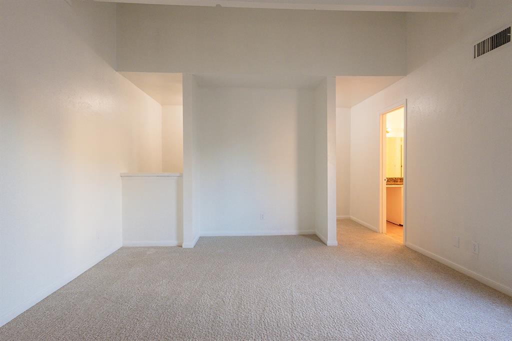 Woodhaven Condo - Residential