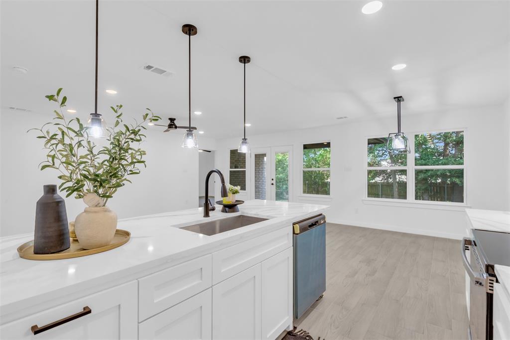 1130 Amsden Circle