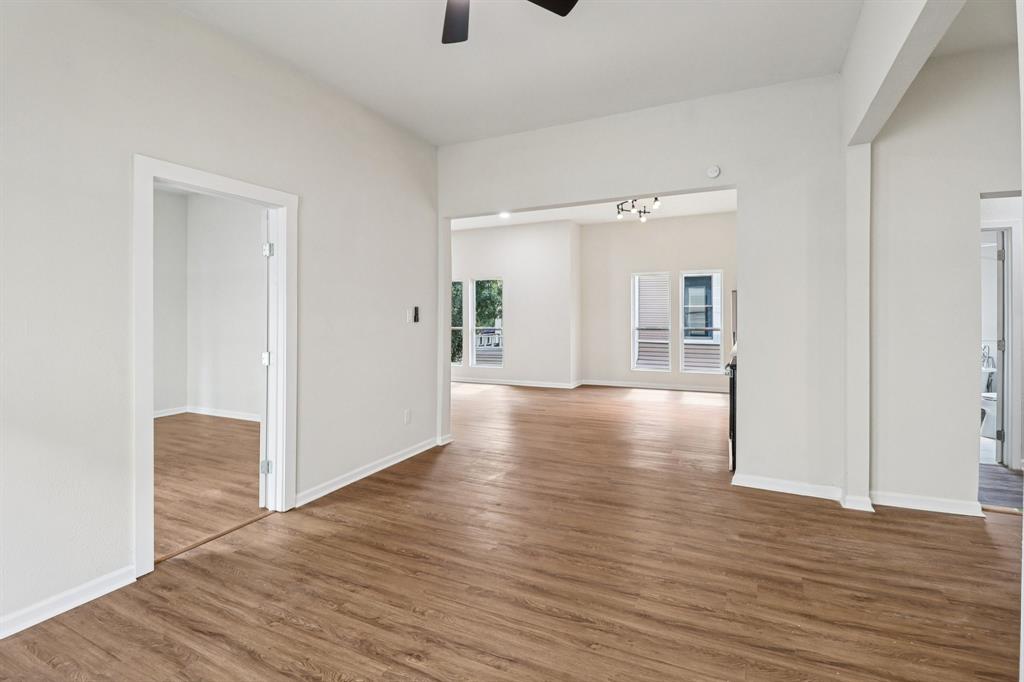 Winnetka Heights - Residential