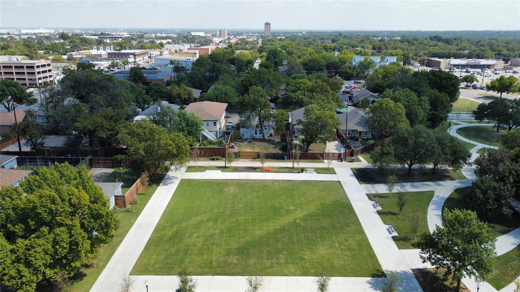 Winnetka Heights - Residential