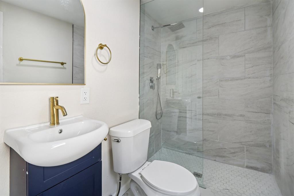 Winnetka Heights - Residential