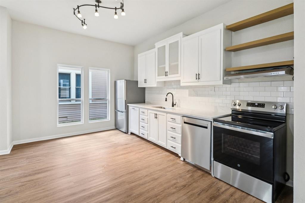 Winnetka Heights - Residential