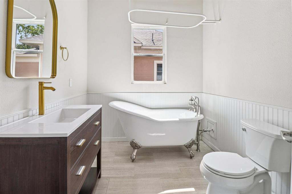 Winnetka Heights - Residential