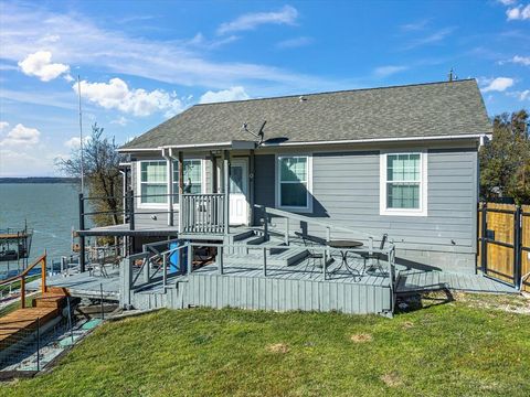 A home in Lake Bridgeport