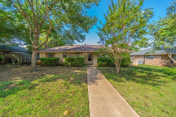1517 MEADOW CT, MIDLOTHIAN, TX 76065 - Image 94cef6c2bfb75a90d00e006f5f8a3a9b/1178710738