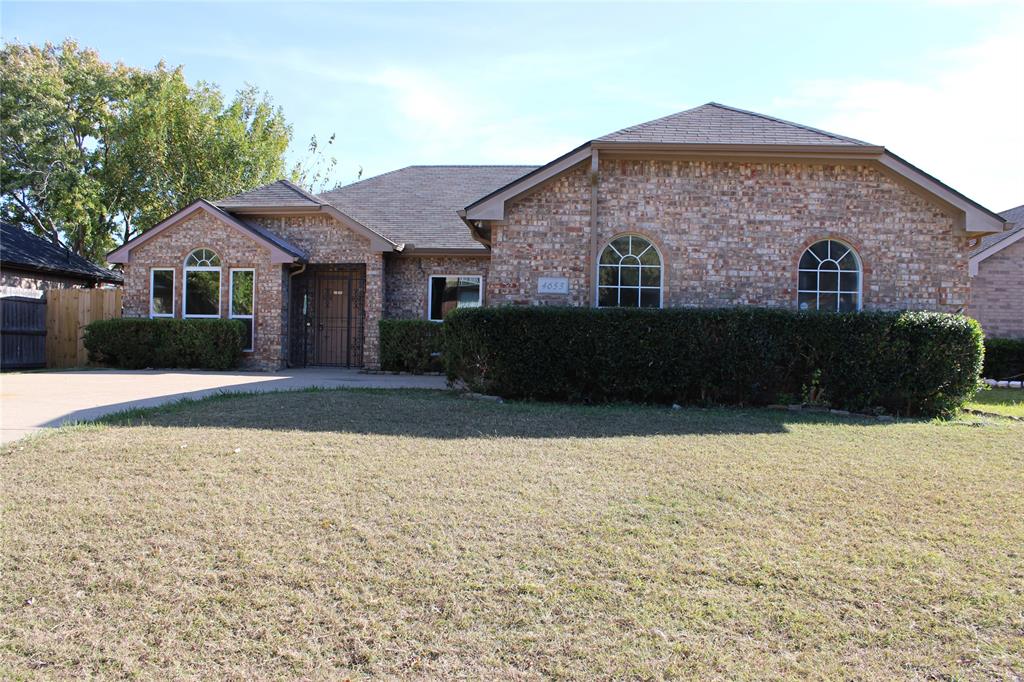 4653 Saint Francis Avenue