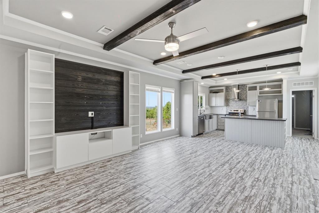 Crazy Horse Ranchos - Residential