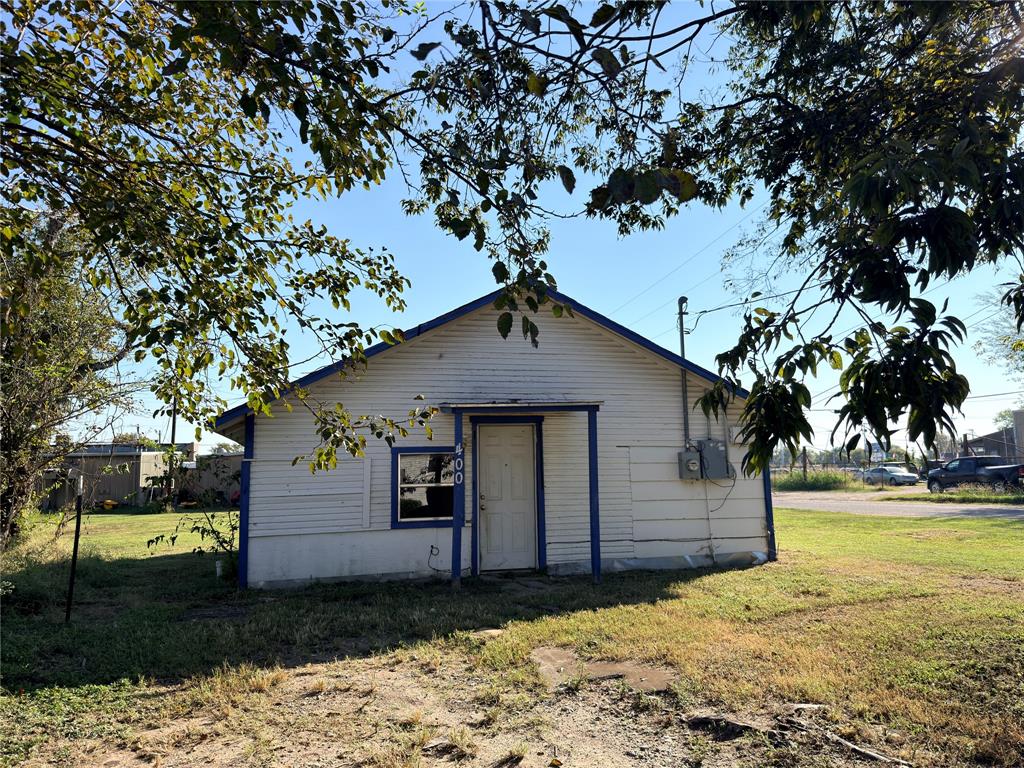 400 E 11th Avenue