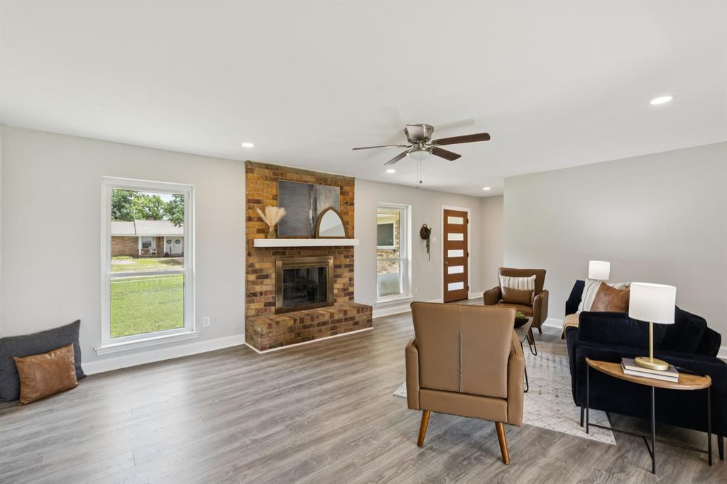 2405 Kentfield Drive
