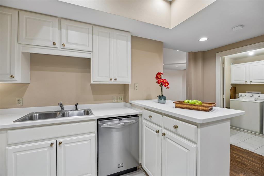 Bonaventure Condo - Residential