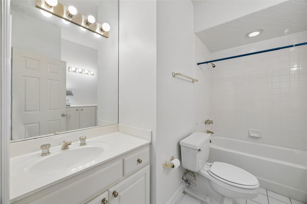 Bonaventure Condo - Residential