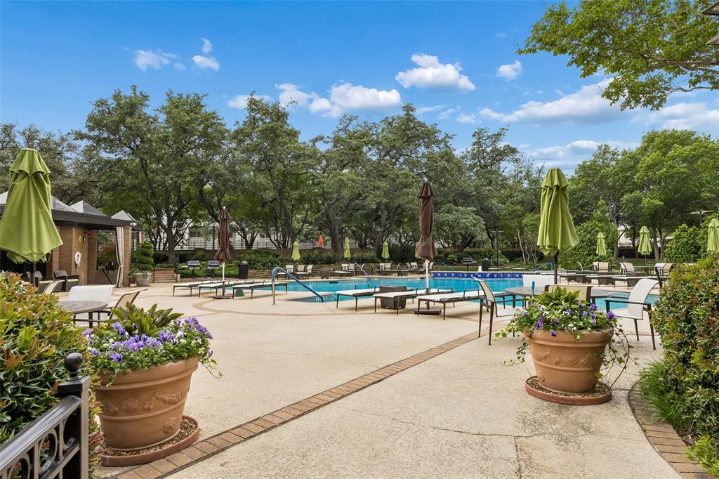 Bonaventure Condo - Residential