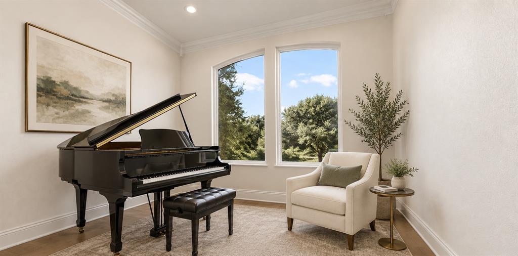 302 Skyline Drive