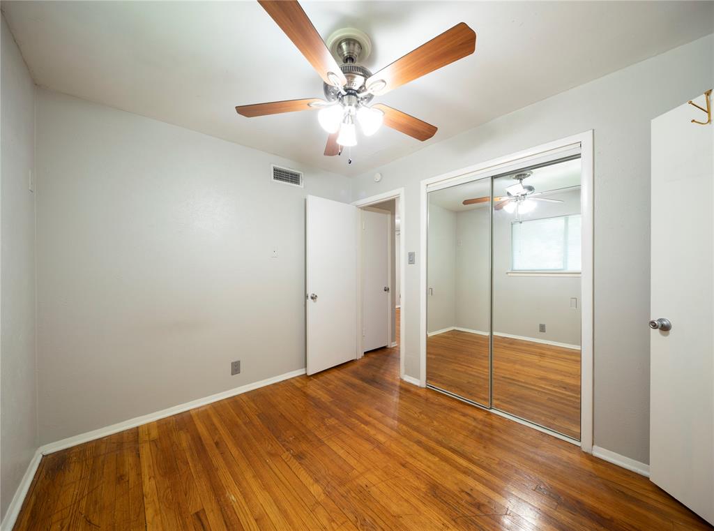 OLD DCAD TR - Residential Lease