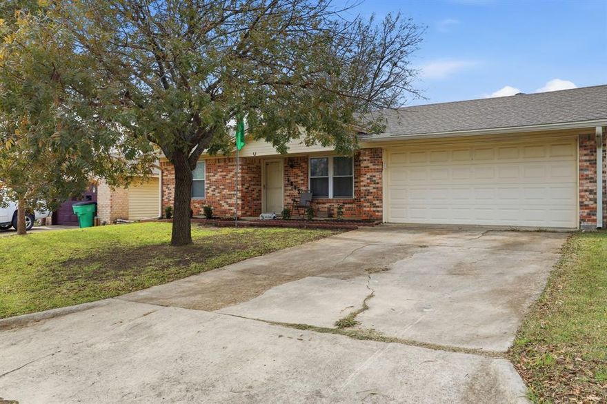 3 bedroom 2 bathroom home in established Gainesville neighborhood. Updated kitchen with granite, tile backsplash and cabinets. Large fenced backyard with 2 storage buildings. Foundation repair completed Oct 2023, carpet installed October 2023. Roof replaced in 2021. Windows replaced in 2006.