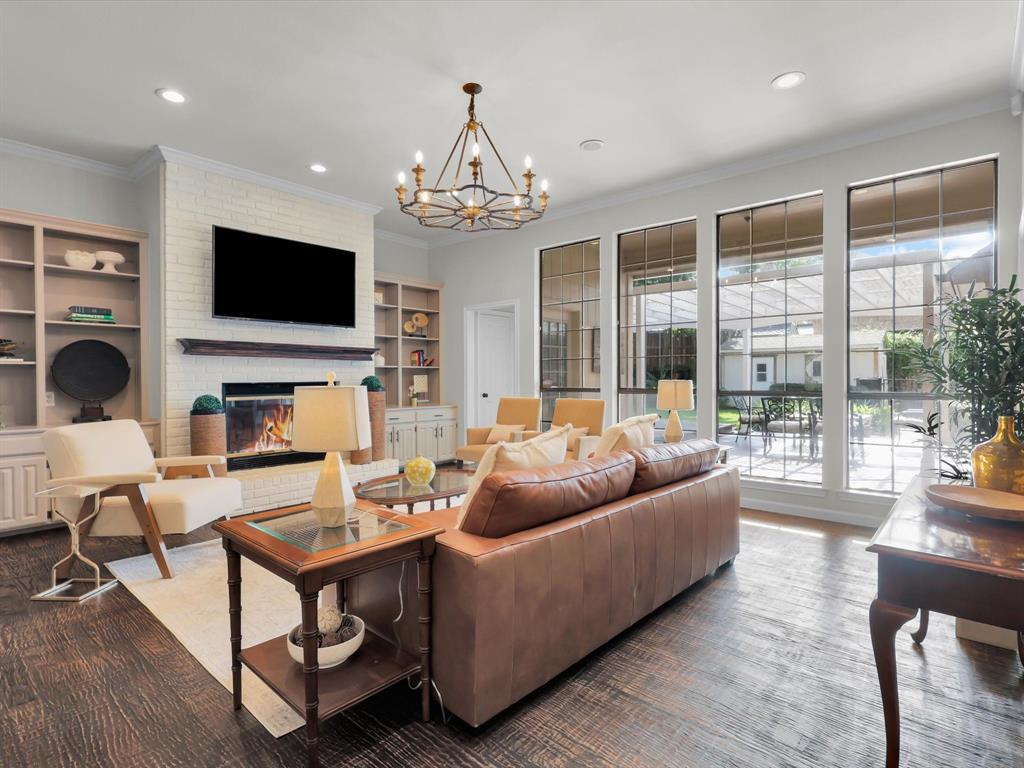 810 Turnberry Drive