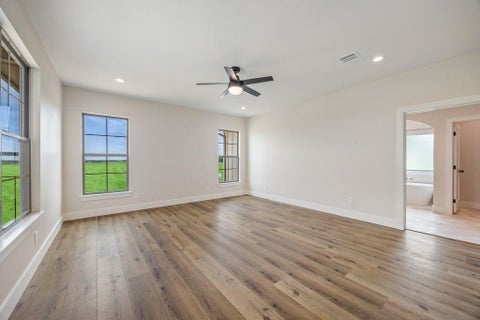 Tiny photo for 120 Quail Run Court, Decatur, TX 76234 (MLS # 21396837)