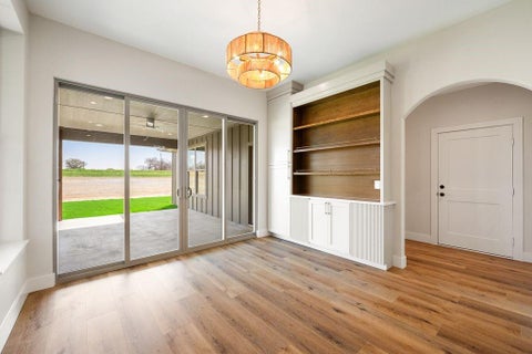 Tiny photo for 120 Quail Run Court, Decatur, TX 76234 (MLS # 21396837)
