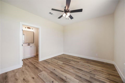 Tiny photo for 120 Quail Run Court, Decatur, TX 76234 (MLS # 21396837)