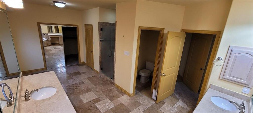 Emerald Vly Ph 01 - Residential Lease