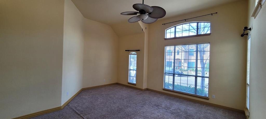 Emerald Vly Ph 01 - Residential Lease