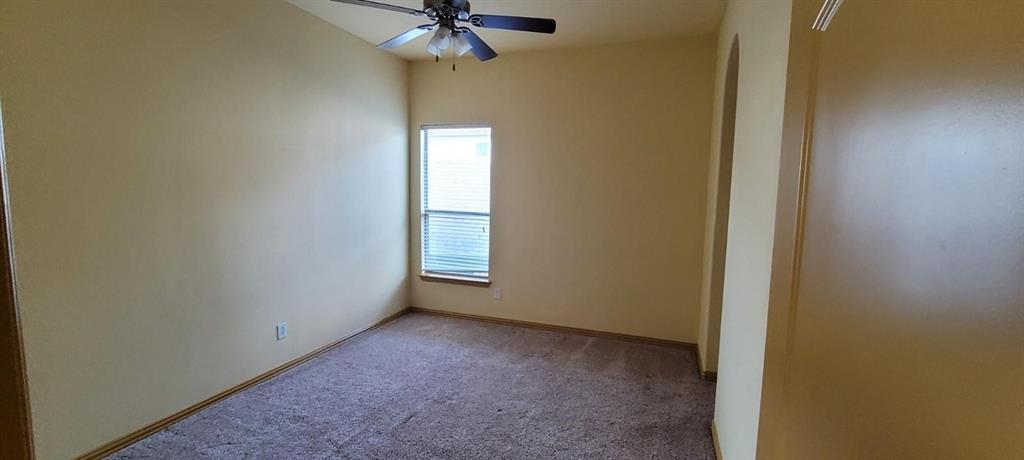 Emerald Vly Ph 01 - Residential Lease