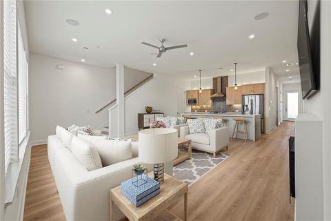 1901 S Harwood Street 308 Dallas TX 75215