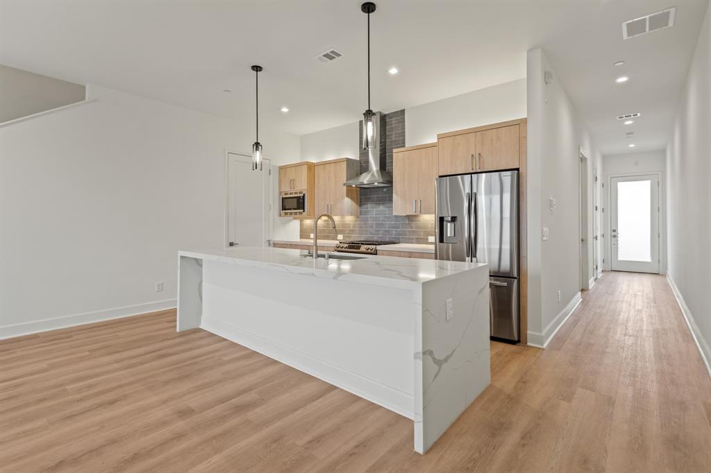 Harwood Point Condos - Residential