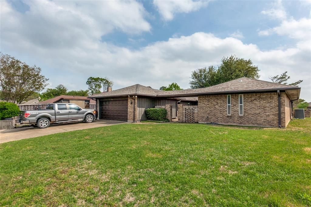listing image 24