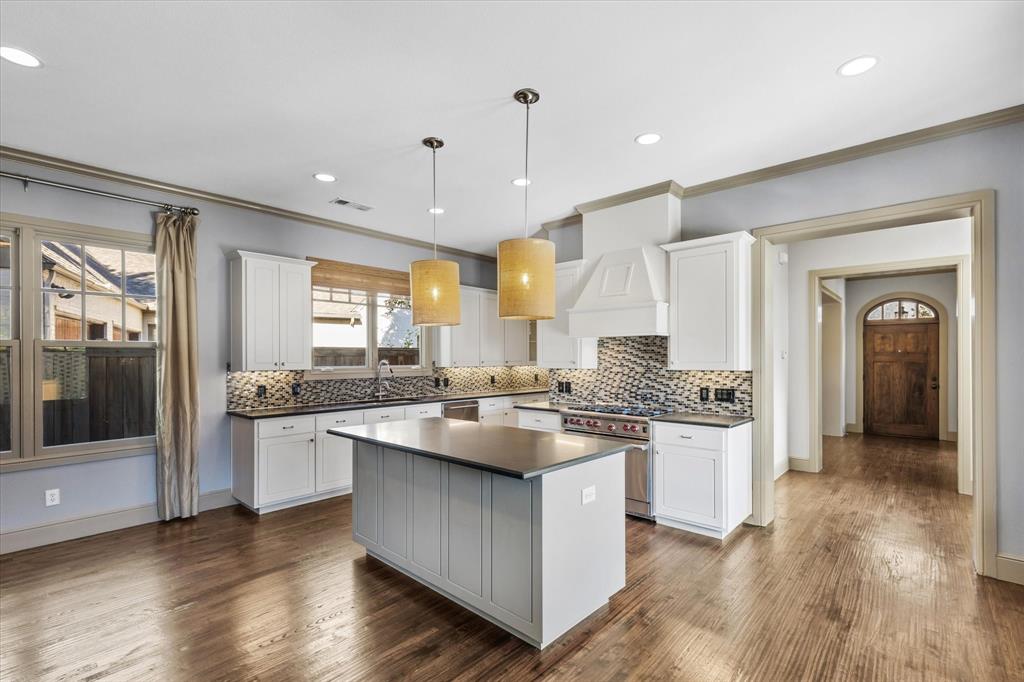 River Elm - Residential