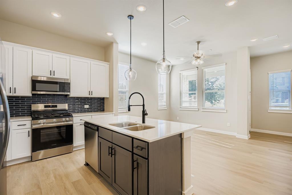 Residences At Jeans Creek, The - Residential