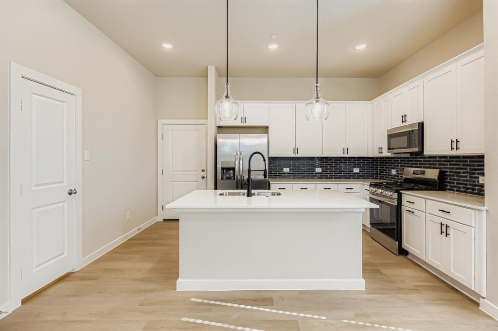 Residences At Jeans Creek, The - Residential