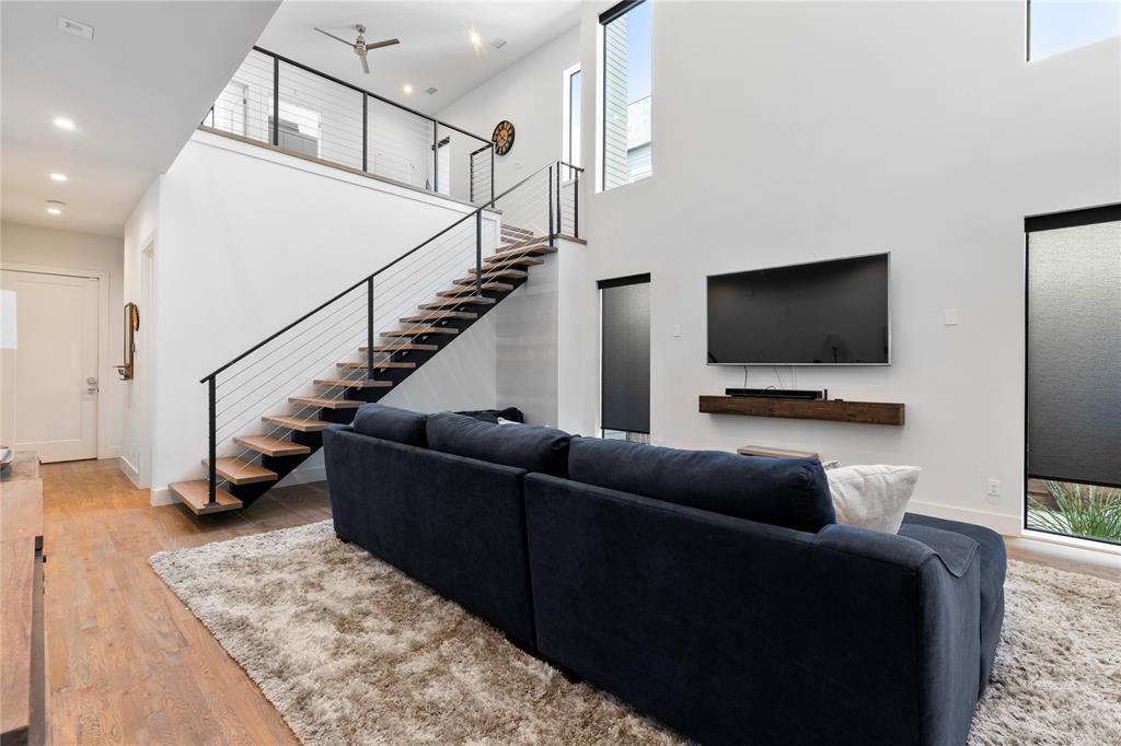 Belmont Park Rev - Residential Lease