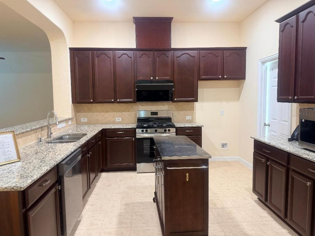 412 James Herndon Trail