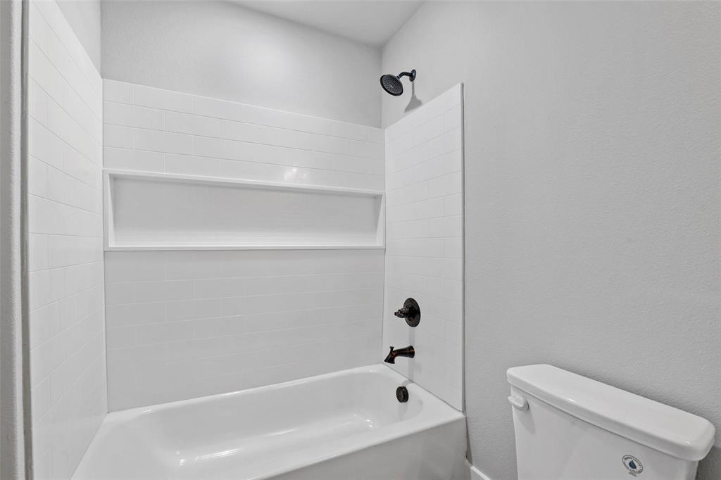 Tolar Oaks - Residential