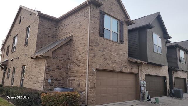 869 Rohan Drive