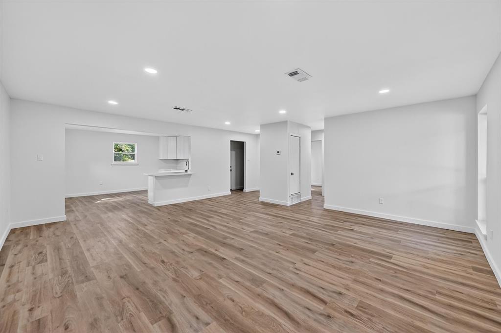 7411 Schepps Parkway