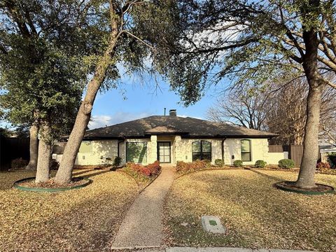 Photo of 6217 Berthoud Pass, Dallas, TX 75252 (MLS # 21200244)