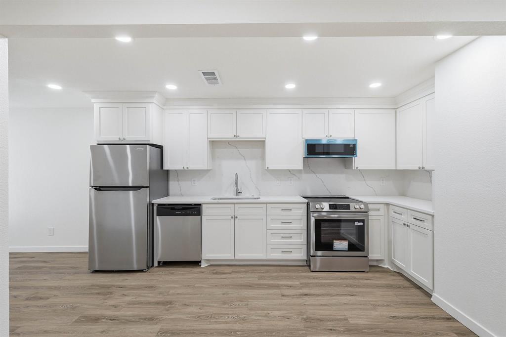 4816 Amesbury Drive 128