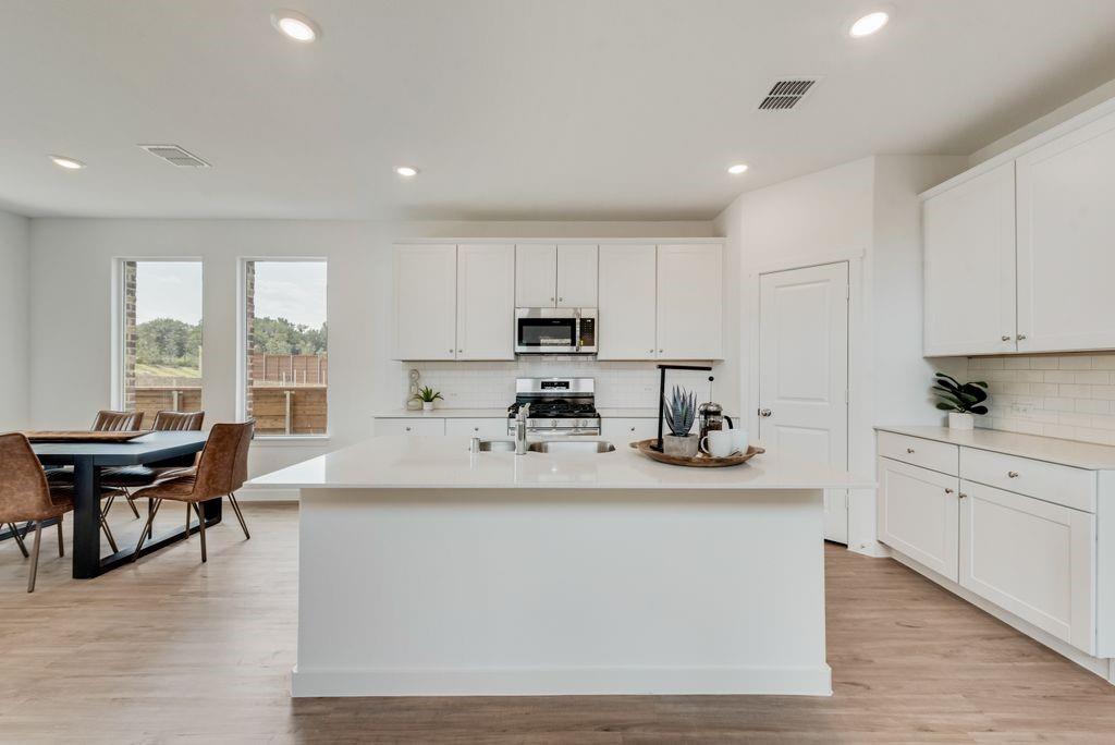 4023 Daisy Hollow Loop