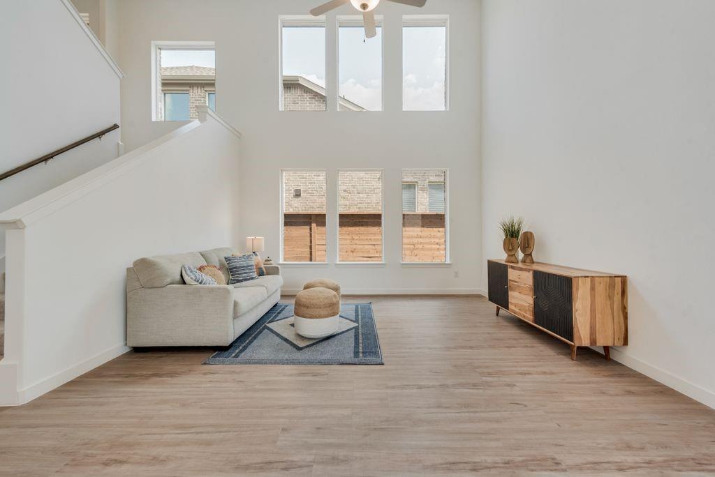 4023 Daisy Hollow Loop