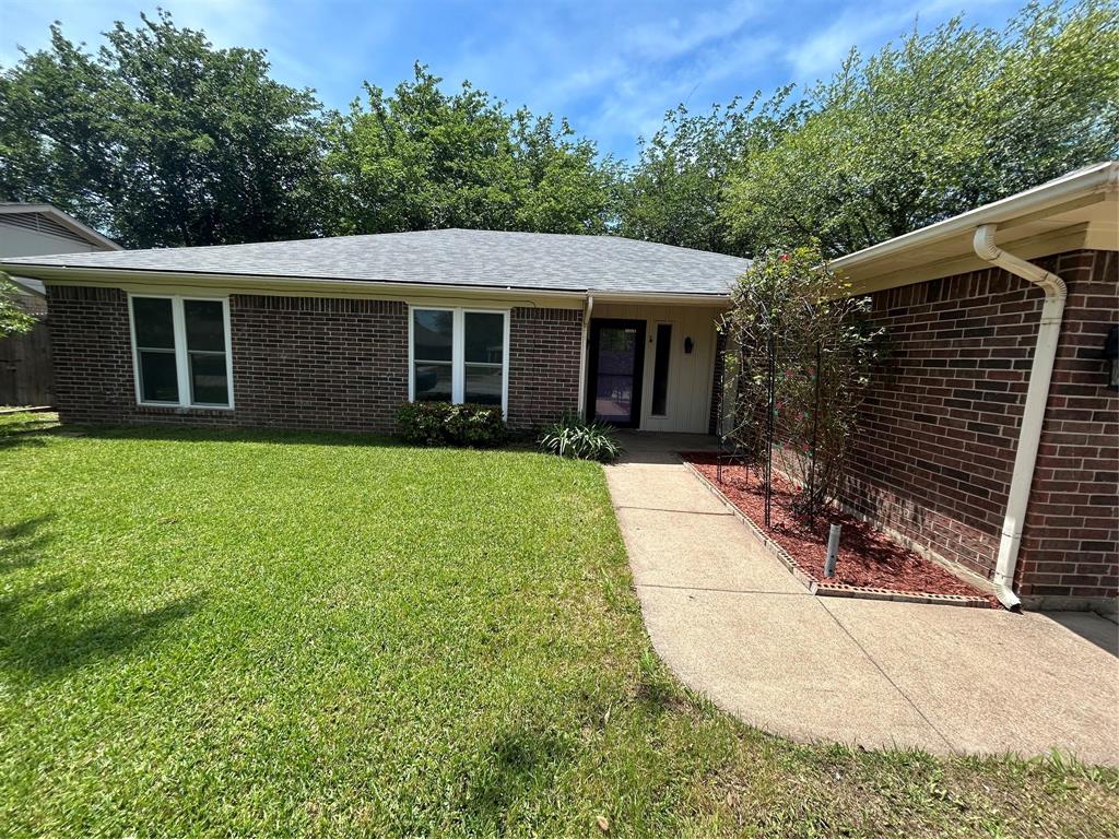400 Indian Crest Drive
