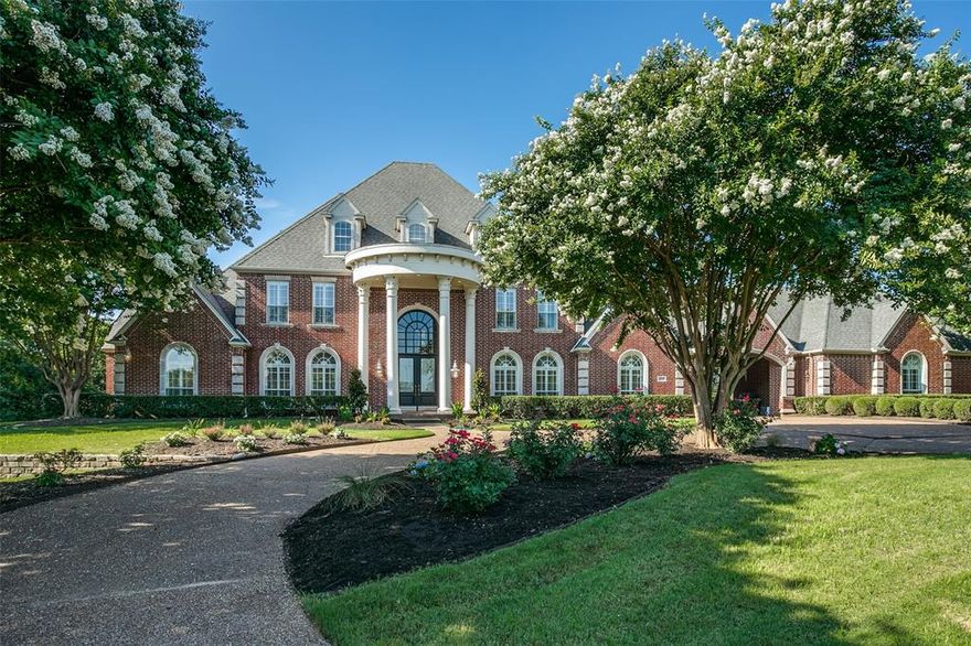 Three private lots in this cul dec sac can be yours!  This elegant home commands your attention on RARE 2.45 ac grand lux estate. Highly sought after open plan with primary & guest suites downstairs; 3 bedrooms up.   Long term owners have blessed this home with love & happiness. Elegant, warm, this light-filled home is designed w formal and relaxed living areas. Nothing left out, formal study, 1st floor media w bar, cov'd southern expo porch leads to sun-filled pool -spa area. Custom woodworking, dental mouldings, and built-ins. Chef's kitch w new SS appl, new lighting and updates throughout, renovated pool, 5-car garage. Pls verify all measurements.

Separate well supplies sprinkler sys to expansive lawns.