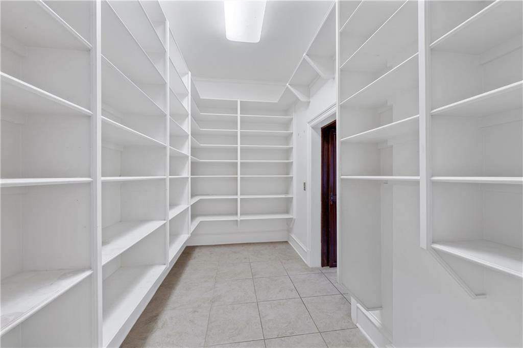 Fish Pond Club - Residential