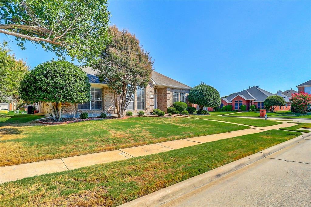 4101 CANDLEWYCK Drive