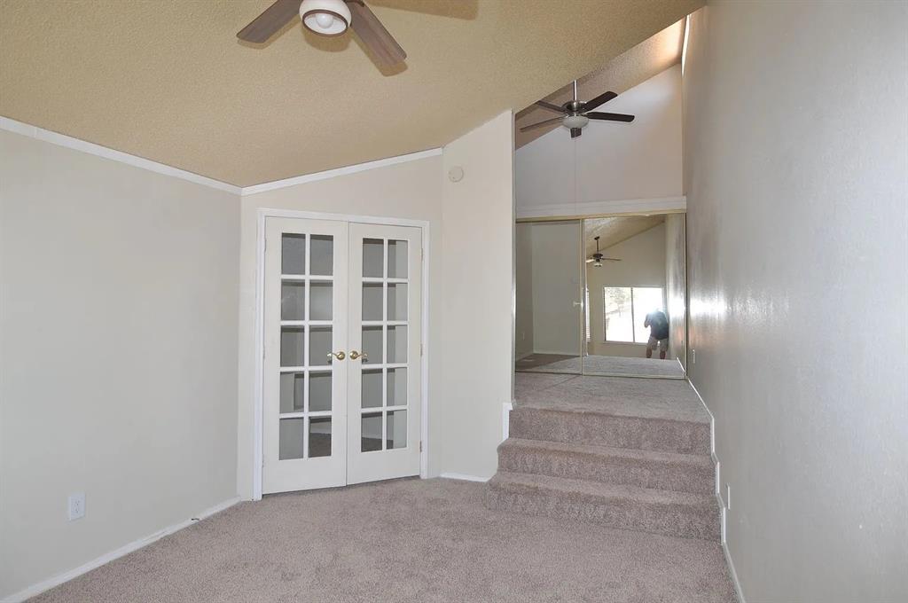 Villas Condo At Pkwy Village - Residential Lease