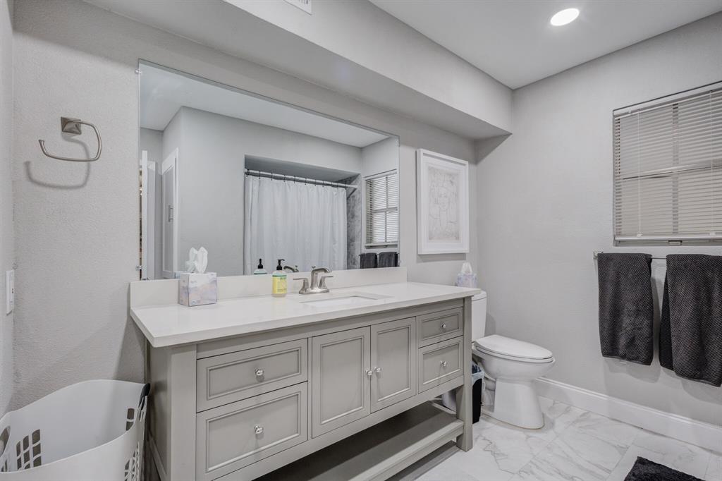 Williamsburg 01 Condo - Residential