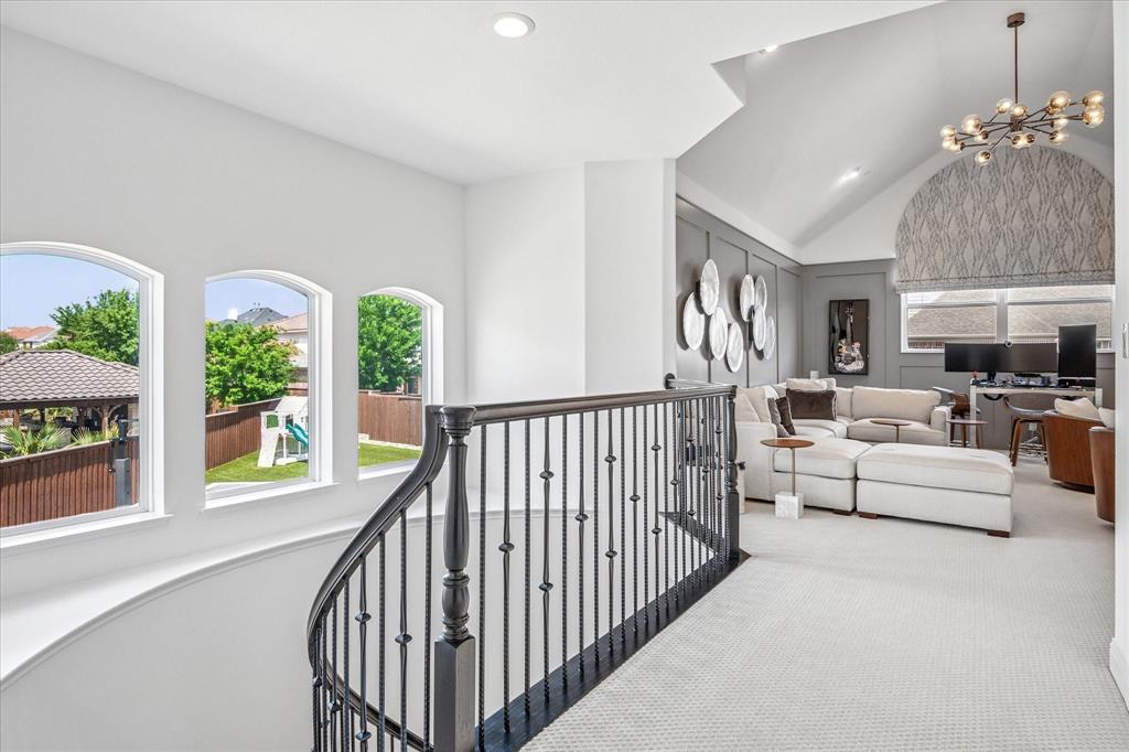 Richwoods Ph Twenty - Residential