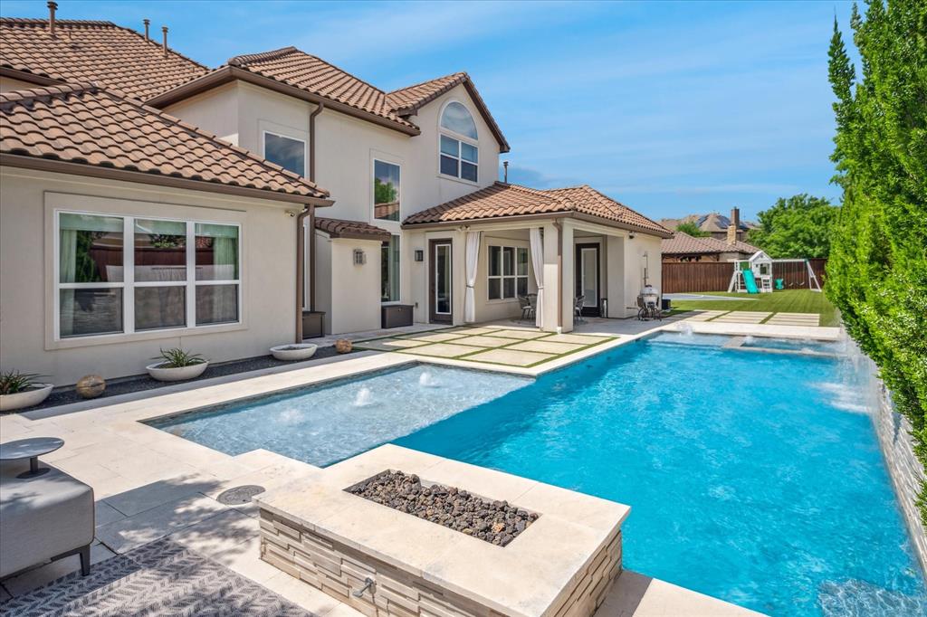 Richwoods Ph Twenty - Residential